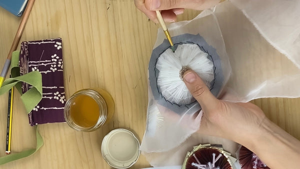 Bordados con alma: Beatriz de la Cámara y Ganbara Studio