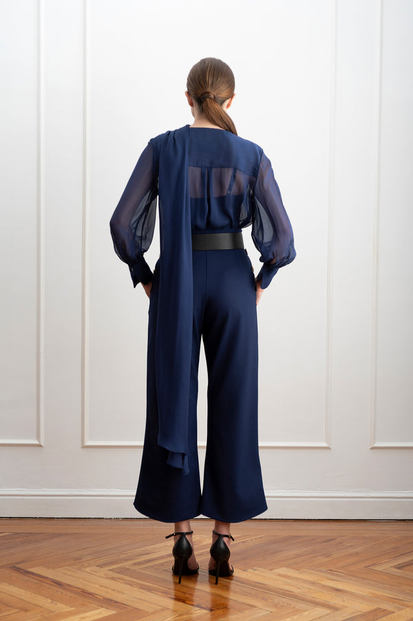 Pantalón azul capri