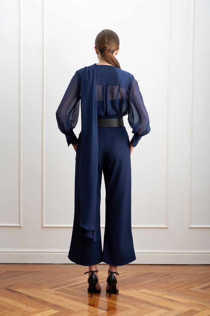Pantalón azul capri
