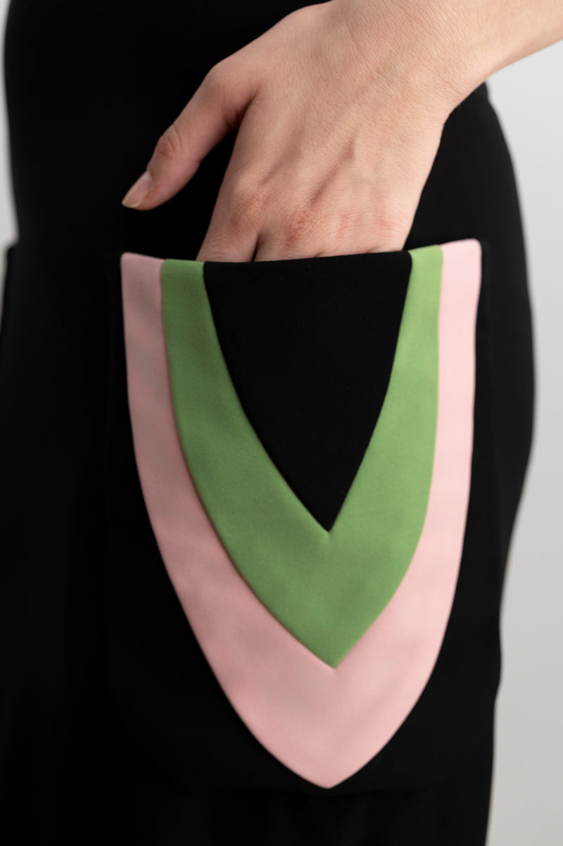 Falda negra midi con bolsillos tricolor