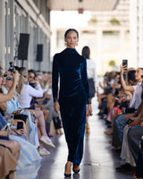 Vestido azul de terciopelo