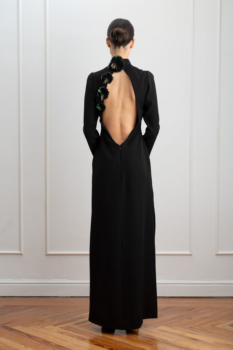Vestido negro manga larga