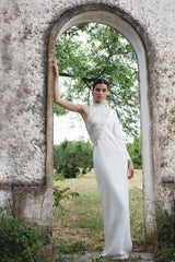 Vestido asimétrico bordado