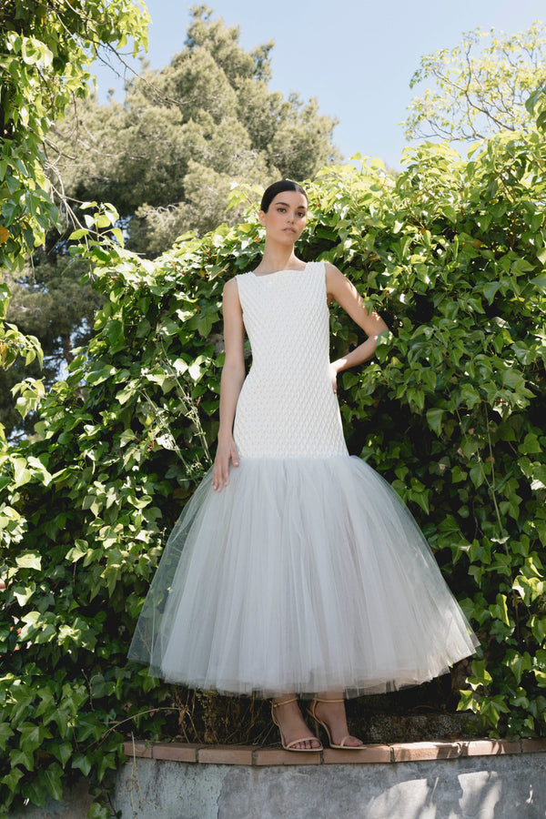 Vestido con nido de abeja y falda de tul