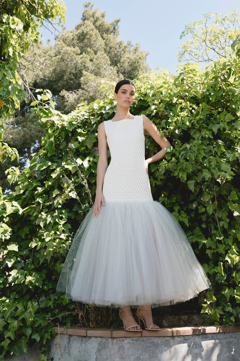 Vestido con nido de abeja y falda de tul