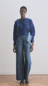 Video del pantalón recto talle alto denim
