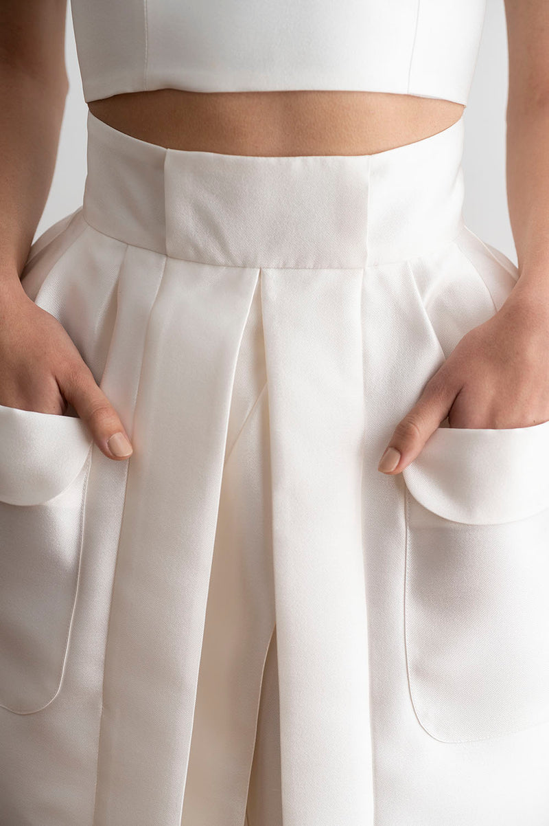 Falda de doble capa novia detalle