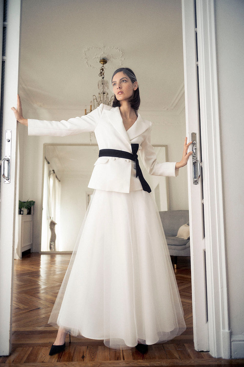 Falda larga con vuelo novia look