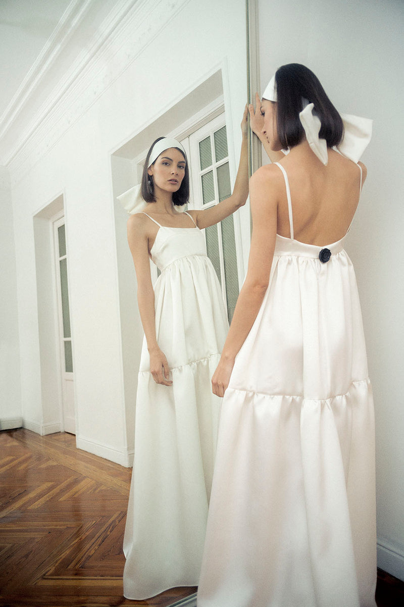 Vestido largo de cintura imperio de novia – Beatriz de la Cámara