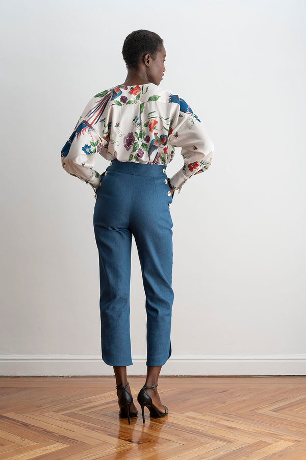 Espalda de la Blusa con Mangas Abullonadas Estampado