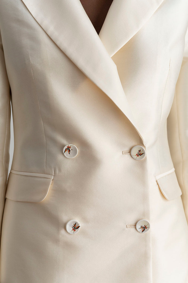 Detalles botones de la Chaqueta Cruzada Doble Botonadura