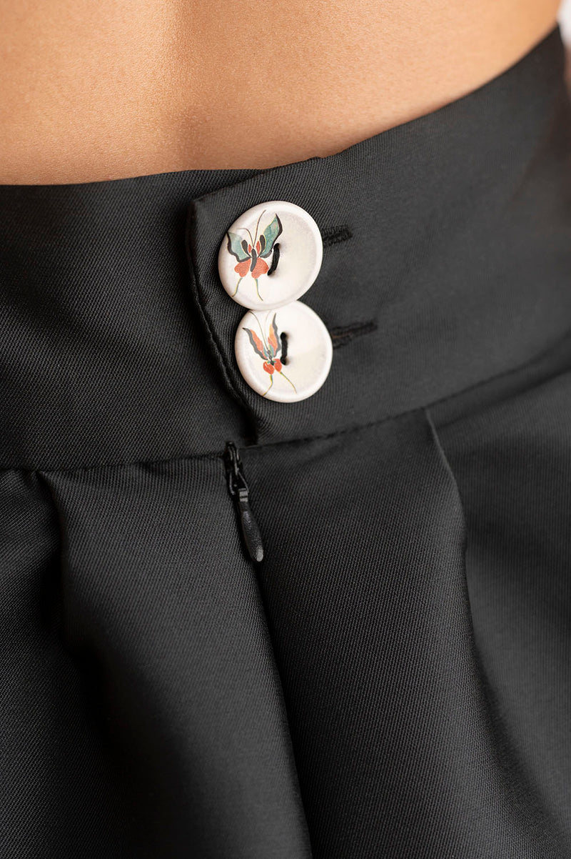 Detalles botones de la Falda de Doble Capa Negro