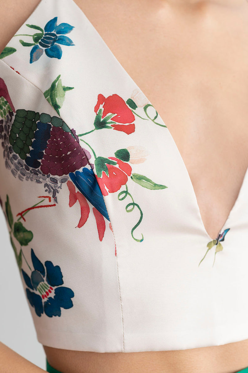 Detalle del top de tirantes estampado